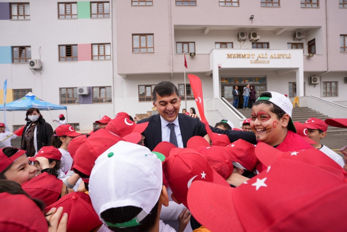 14 BİN ÖĞRENCİ DOYASIYA EĞLENDİ!