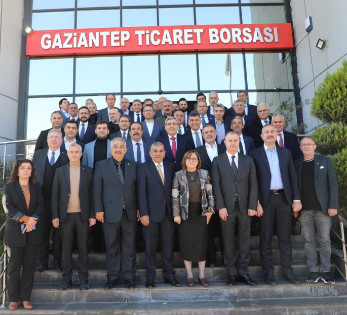 AK PARTİ GAZİANTEP MİLLETVEKİLLERİ VE BELEDİYE BAŞKANLARINDAN GTB’YE ZİYARET