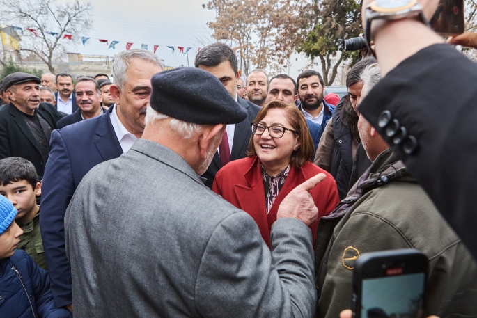 BAŞKAN ŞAHİN, GAZİANTEP KÖYLERİNDE VATANDAŞLARLA BİR ARAYA GELDİ