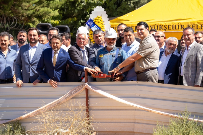 BAŞKAN UMUT YILMAZ, PAZARCIKLILAR DERNEĞİ’NİN TEMEL ATMA TÖRENİNE KATILDI