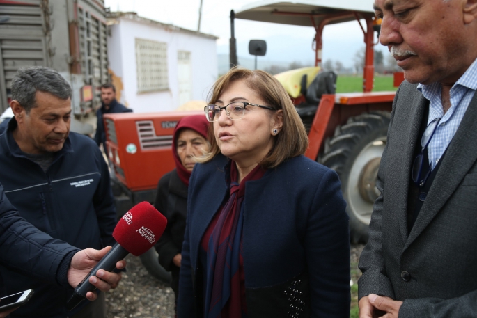 BÜYÜKŞEHİR'DEN DEPREMZEDE ÇİFTÇİLERE DESTEK!