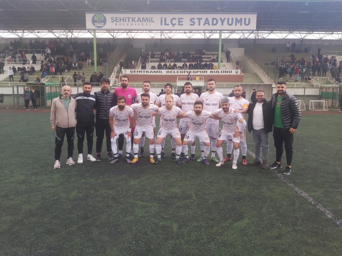 ÇİMENLİSPOR-ŞEHİTKAMİL BLD. PUANLARI PAYLAŞTILAR