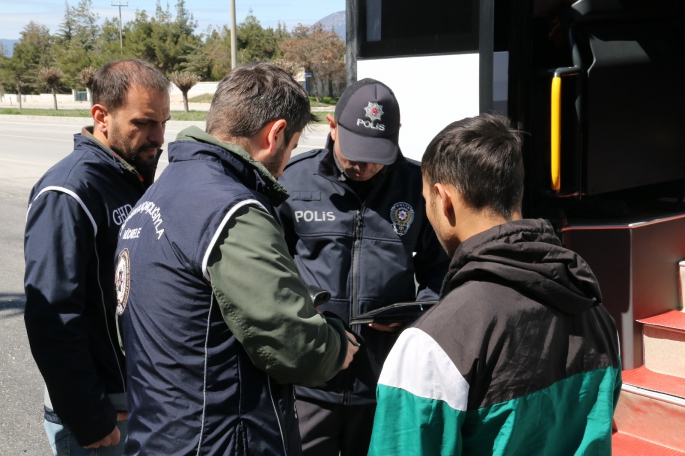 Düzensiz Göç İle Mücadeleye Yönelik Huzur Uygulaması Yapıldı