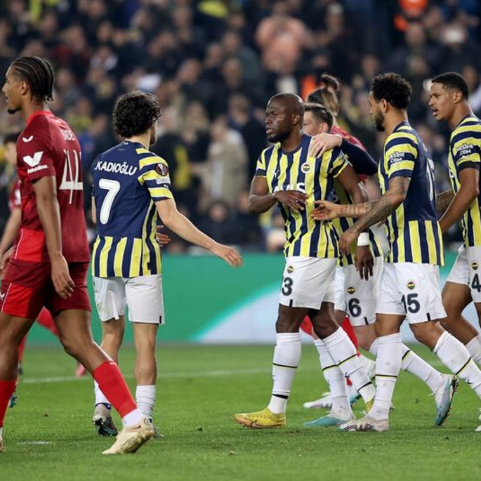 FENER'E GALİBİYET YETMEDİ!