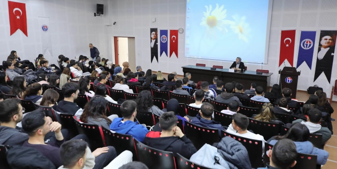 GAÜN’DE TOPLUM KADIN VE SPOR KONFERANSI 