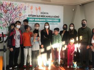 Dr. Derya Bakbak 2021 Yılının İlk Günlerinde Gaziantep Otizm Vakfını Ziyaret Etti