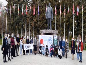 GENÇLERDEN GAÜNE DÜNYA KADINLAR GÜNÜ ZİYARETİ