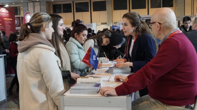 HKÜ, Eğitim ve Kariyer Fuarı için İstanbul'da