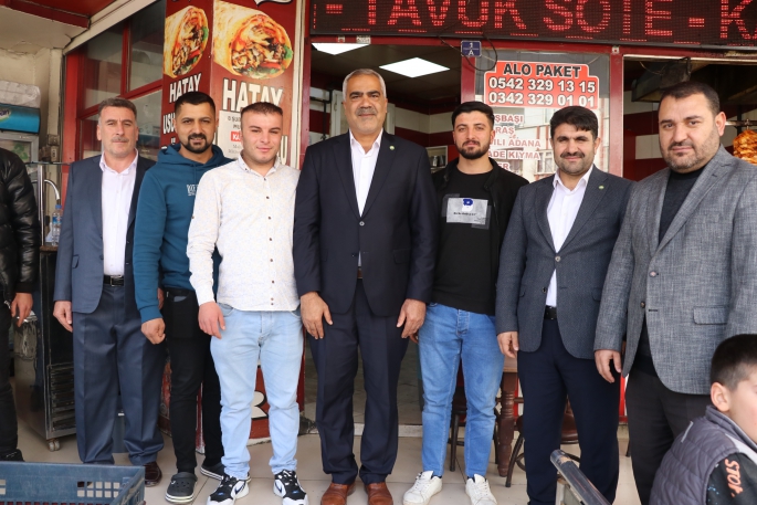 HÜDA PAR'ın Gaziantep Büyükşehir Belediye Başkan Adayı Erat sahadan ayrılmıyor