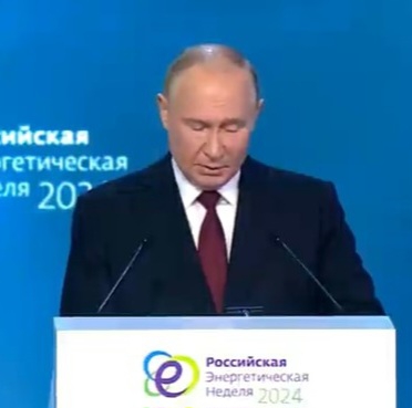 Putin: Batı rekabete dayanamıyor ve yakıt, enerji teknolojilerine erişimi engelliyor