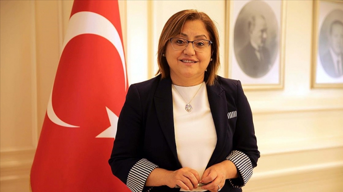 ŞAHİN: “KADİR GECESİ, KUR’AN AHLAKININ DÜNYAYI KUŞATTIĞI GECEDİR”