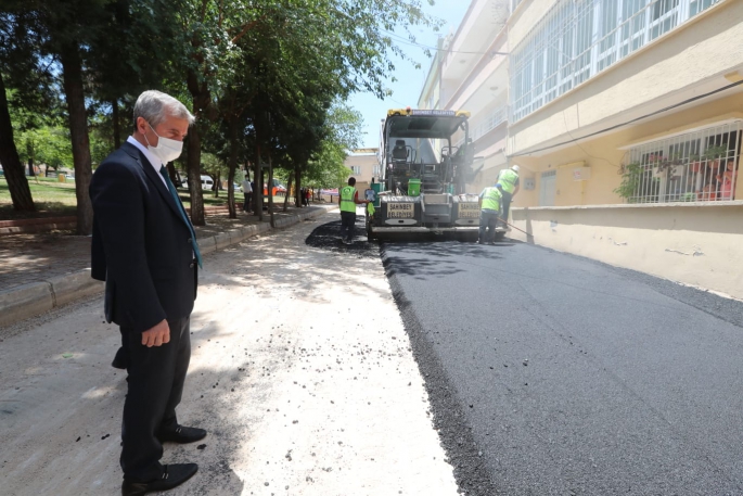 ŞAHİNBEY BELEDİYESİ ASFALT ÇALIŞMALARINA HIZ KESMEDEN DEVAMEDİYOR