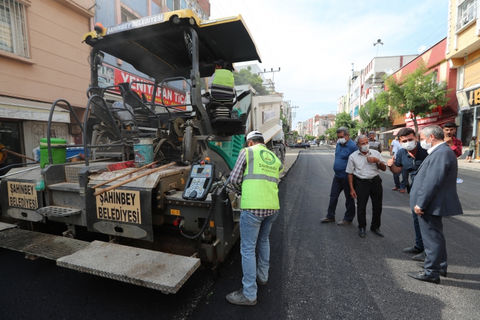 ŞAHİNBEY BELEDİYESİ ASFALT ÇALIŞMALARINI SÜRDÜRÜYOR