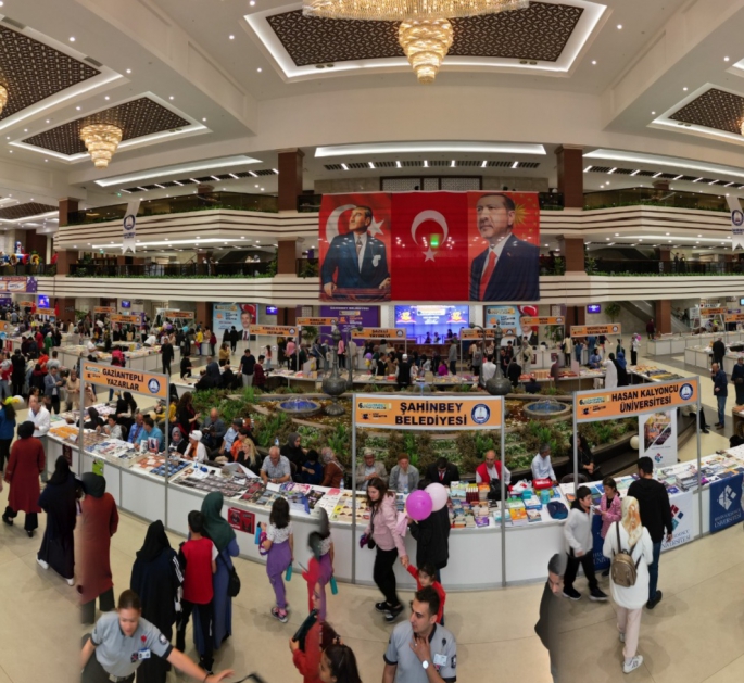 ŞAHİNBEY BELEDİYESİ'NİN 8. KİTAP FUARI KAPILARINI AÇIYOR