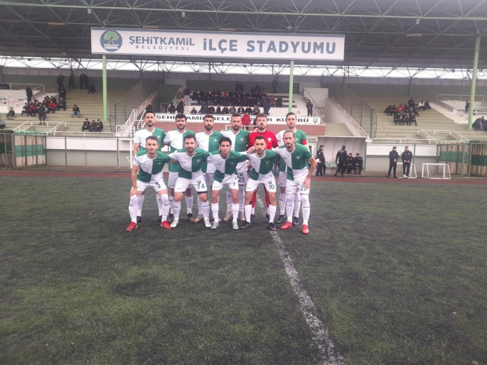 ŞEHİTKAMİL BELEDİYESPOR İKİNCİ YARIDA GÜLDÜ